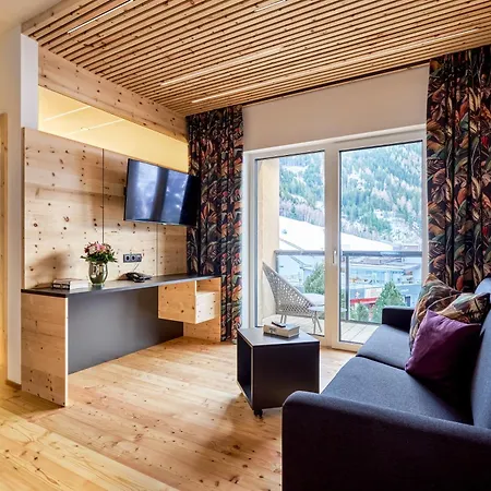 Venetblick Hotell 4*