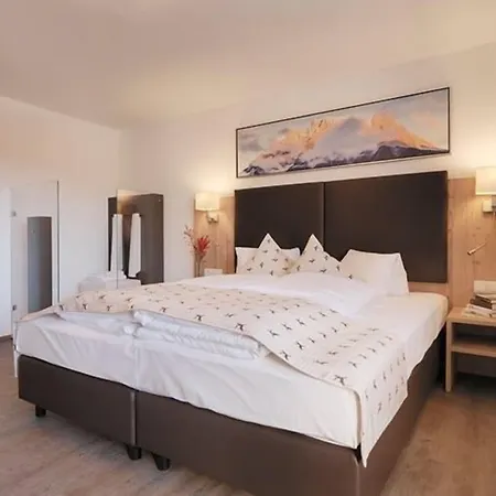 维尼特布里克酒店 耶岑斯