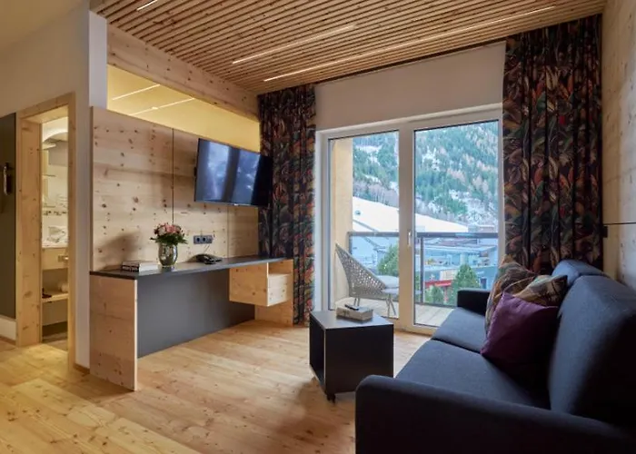 فندق Venetblick 4*